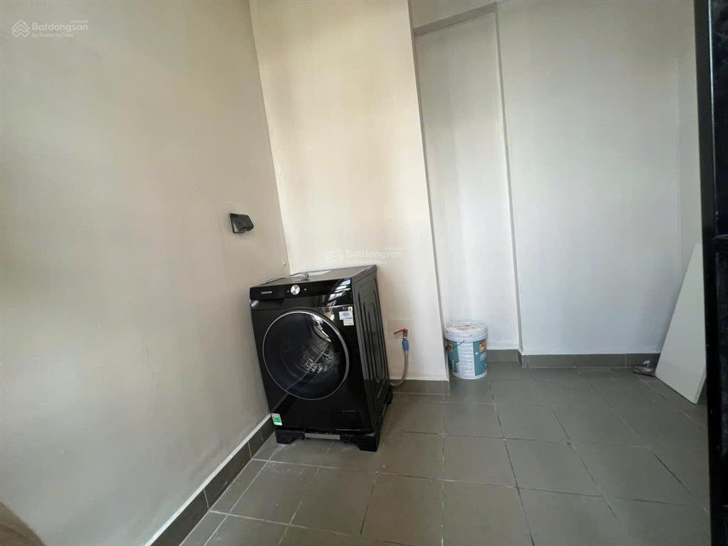 Cần tiền tiêu tết, bán nhanh căn hộ toà c3, 3 ngủ gía 14,9 tỷ có thương lượng. 0857 242 ***