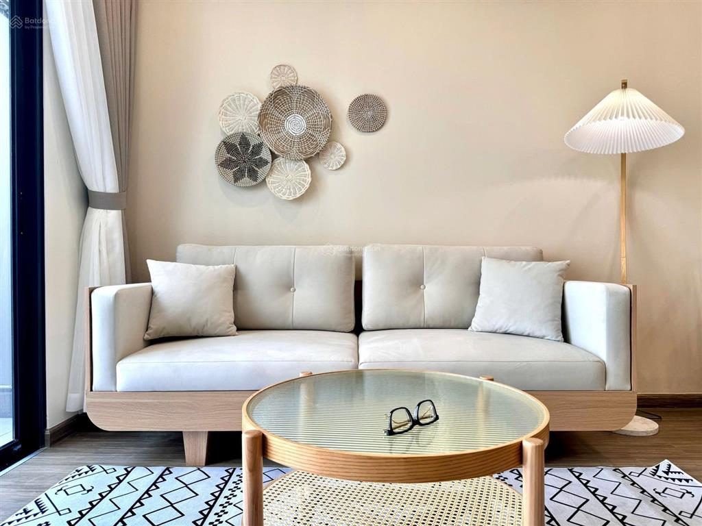Cho thuê cc cao cấp 100m2 tại the sakura  vinhomes smart city, 17tr/tháng. view bể bơi. 0857 242 ***