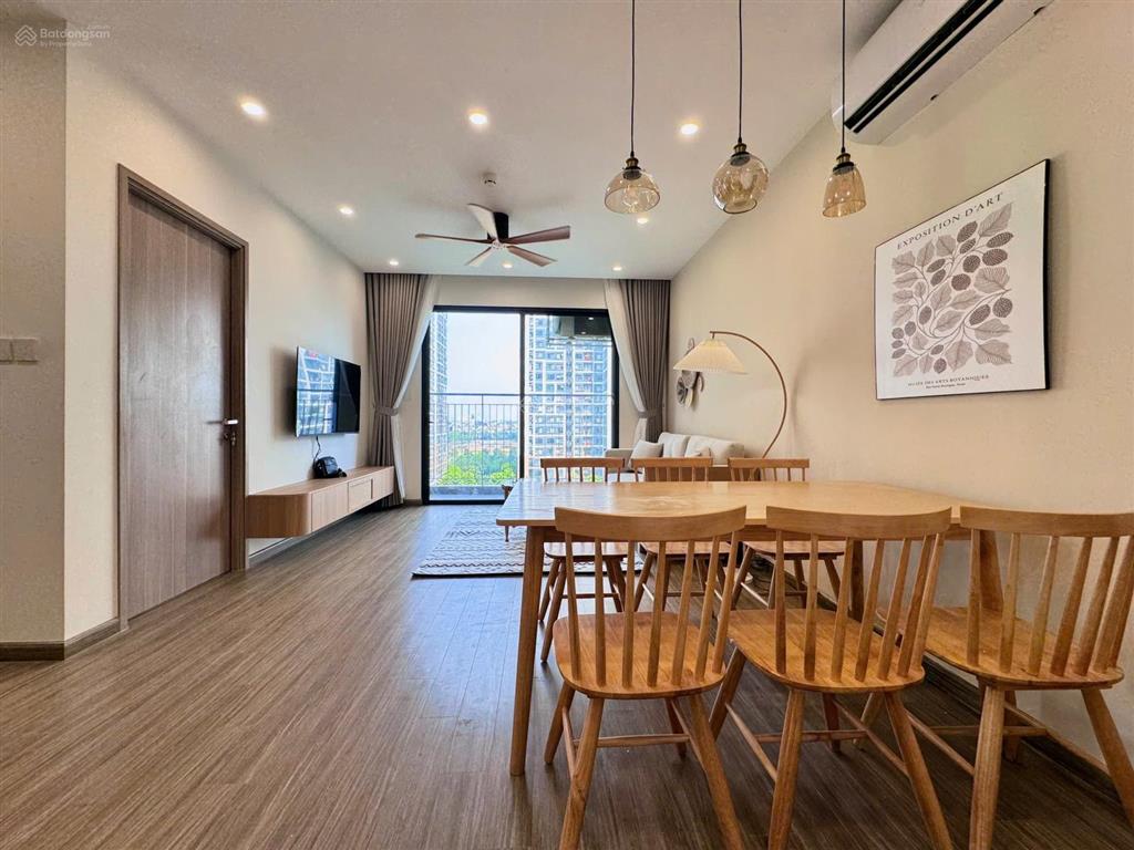 Cho thuê cc cao cấp 100m2 tại the sakura  vinhomes smart city, 17tr/tháng. view bể bơi. 0857 242 ***