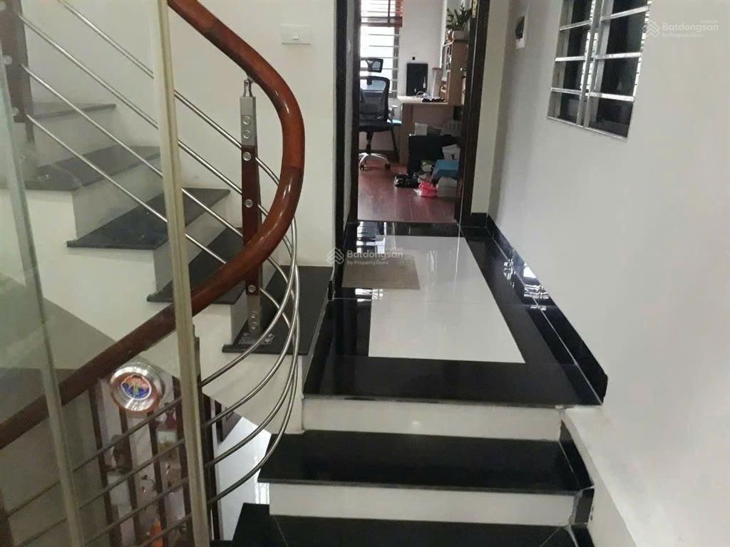 Bán nhà  chính chủ  cầu diễn  34m2  4 tầng  gần ô tô  sổ đẹp.