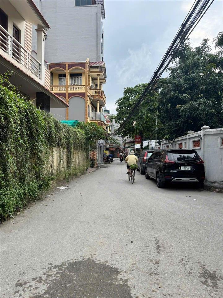 Bán nhà  chính chủ  cầu diễn  34m2  4 tầng  gần ô tô  sổ đẹp.