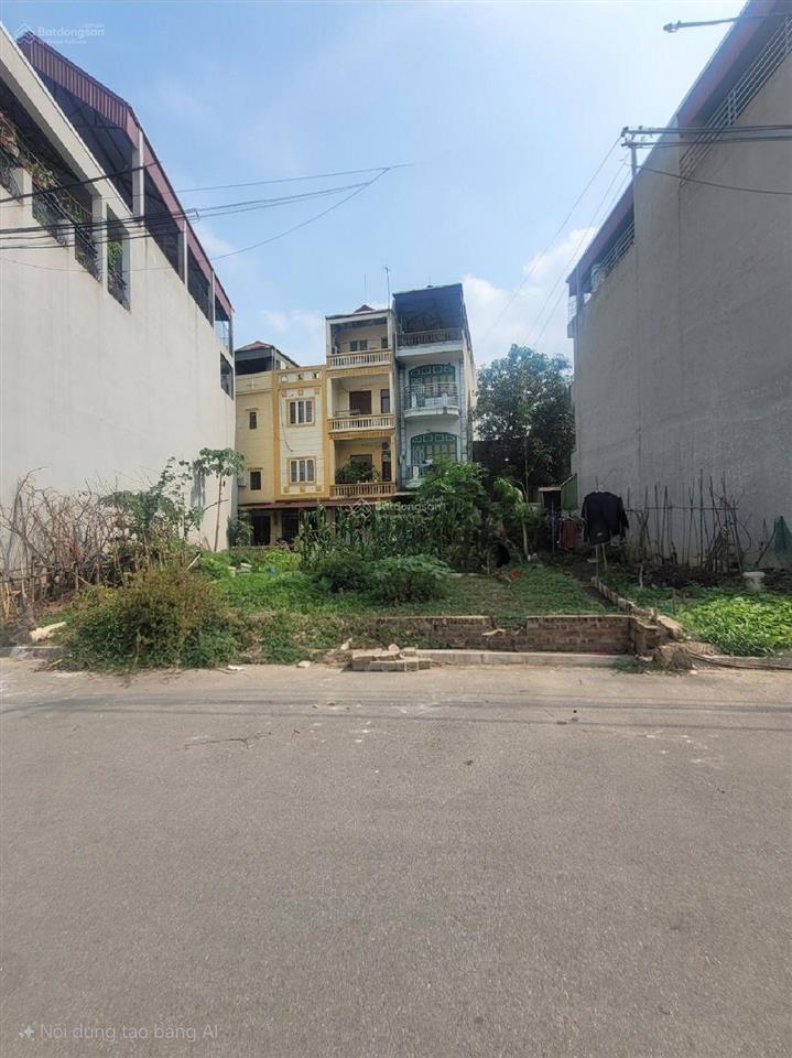 Bán đất 2 mặt thoáng tại phan đăng lưu yên viên, 7,18 tỷ, 120m sử dụng 135m đường thông 2 ôtô tránh