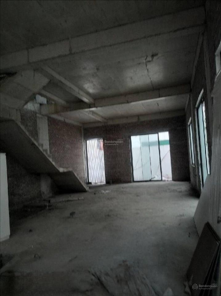 Cần bán nhà 99,2m2. 5 tầng lô góc 3 thoáng tại khai sơn town nguyễn gia bồng long biên 33.66 tỷ