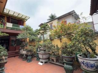 Bán gấp nhà biêt thự sân vườn 2 tầng cực đep 150m2 /170m2. nhú 15 tỷ bãi chạo nhuế kim chung đahn