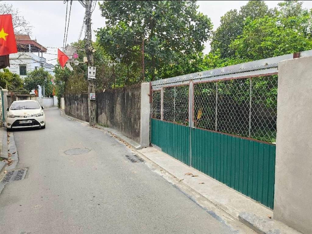Bán gấp 560m2 đất thổ cư lô góc,trục chính lan trì cổ loa xã đông anh,gía đầu tư chia lô hơn 40tỷ