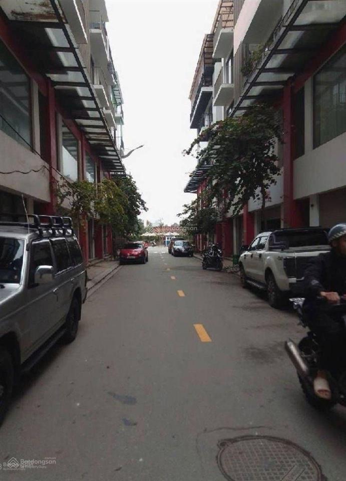 Bán nhà mặt phố, khu khai sơn nguyễn gia bồng bồ đề 99,2m2, 5 tầng. kd, trụ sở vp ở sướng. 31,48 tỷ