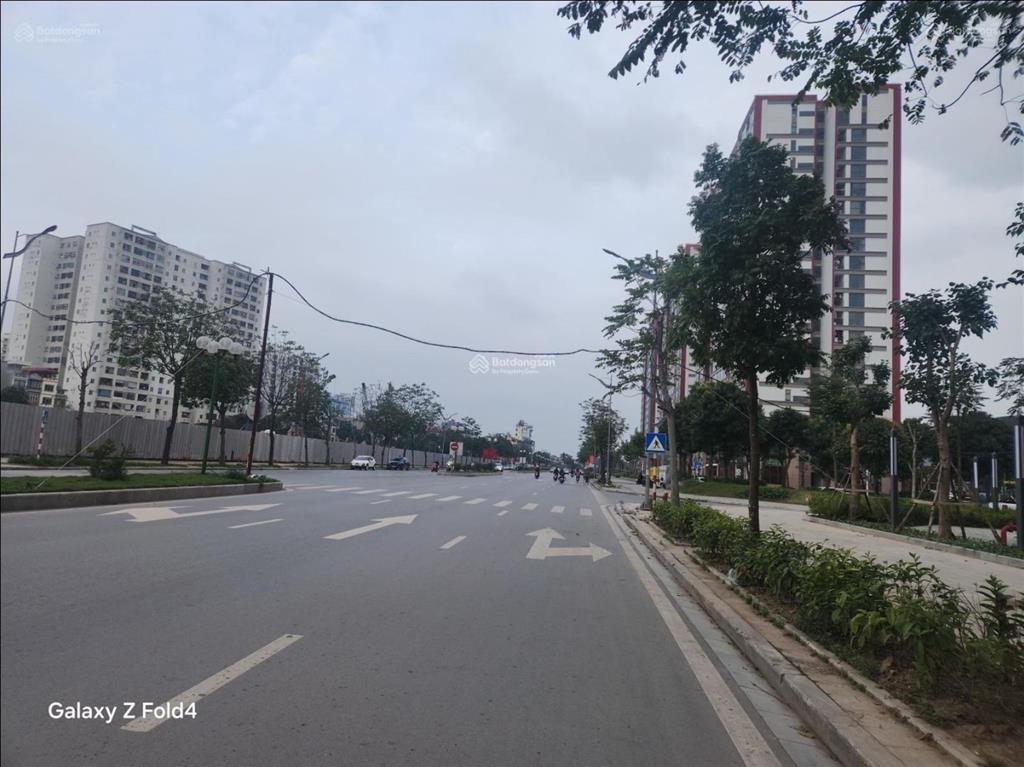 Bán nhà mặt phố, khu khai sơn nguyễn gia bồng bồ đề 99,2m2, 5 tầng. kd, trụ sở vp ở sướng. 31,48 tỷ