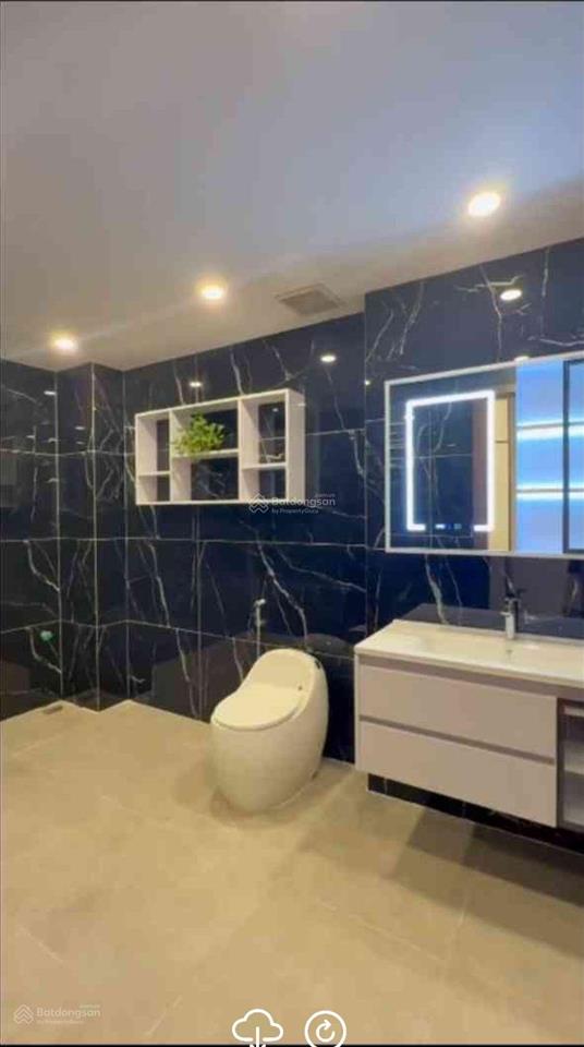 Bán nhà 6 tầng thang máy 78m2 tiền hậu=4,5m. thông ô tô. tại gn 61 nguyễn sơn bồ đề hn. 19.x tỷ tl