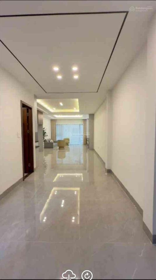 Bán nhà 6 tầng thang máy 78m2 tiền hậu=4,5m. thông ô tô. tại gn 61 nguyễn sơn bồ đề hn. 19.x tỷ tl