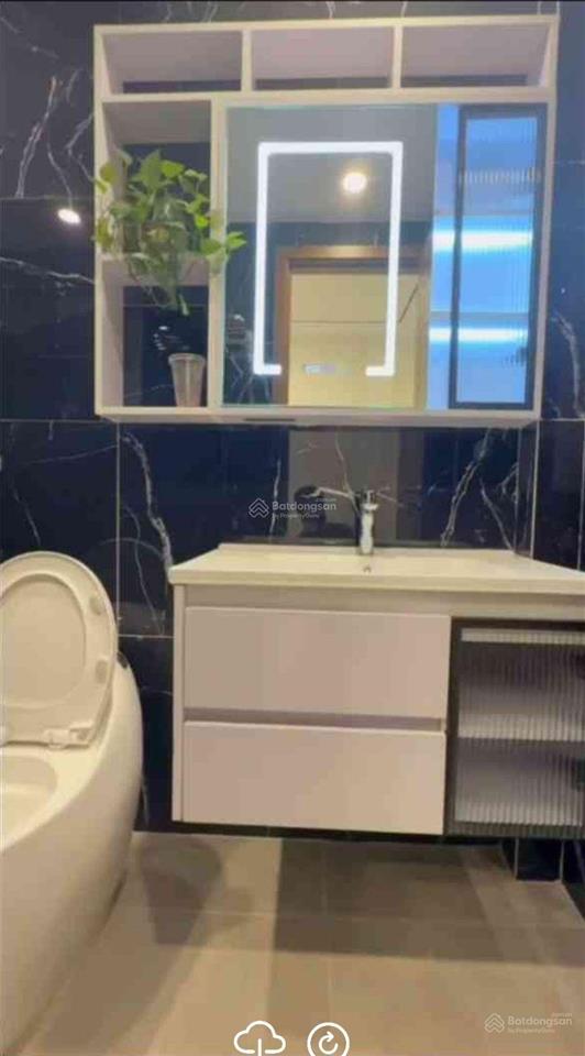 Bán nhà 6 tầng thang máy 78m2 tiền hậu=4,5m. thông ô tô. tại gn 61 nguyễn sơn bồ đề hn. 19.x tỷ tl