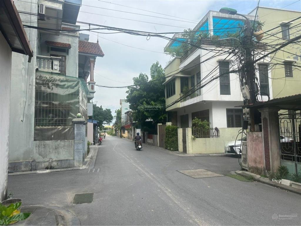 Bán nhà 3tầng tổ 19 đường uy nỗ, thư lâm. 15,38 tỷ, 120m2 full thổ cư mặt tiền 8m. đường thông ô tô