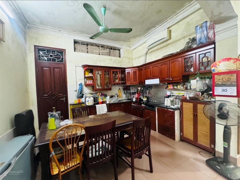 Cần bán nhà 3 tầng 87m2 khu phân lô lâm hạ long biênthông thoangở sướng mt rộng kd tôtnhú 26 tỷ