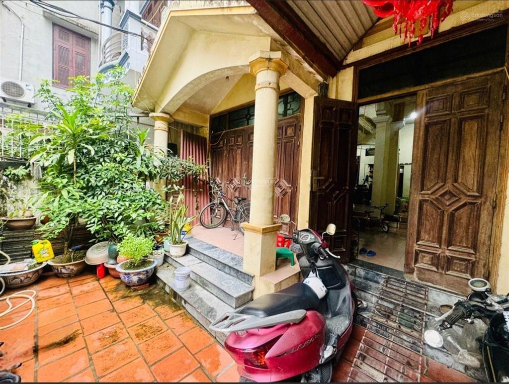 Cần bán nhà 3 tầng 87m2 khu phân lô lâm hạ long biênthông thoangở sướng mt rộng kd tôtnhú 26 tỷ
