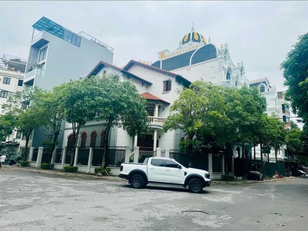 Cần bán nhà 3 tầng 87m2 khu phân lô lâm hạ long biênthông thoangở sướng mt rộng kd tôtnhú 26 tỷ