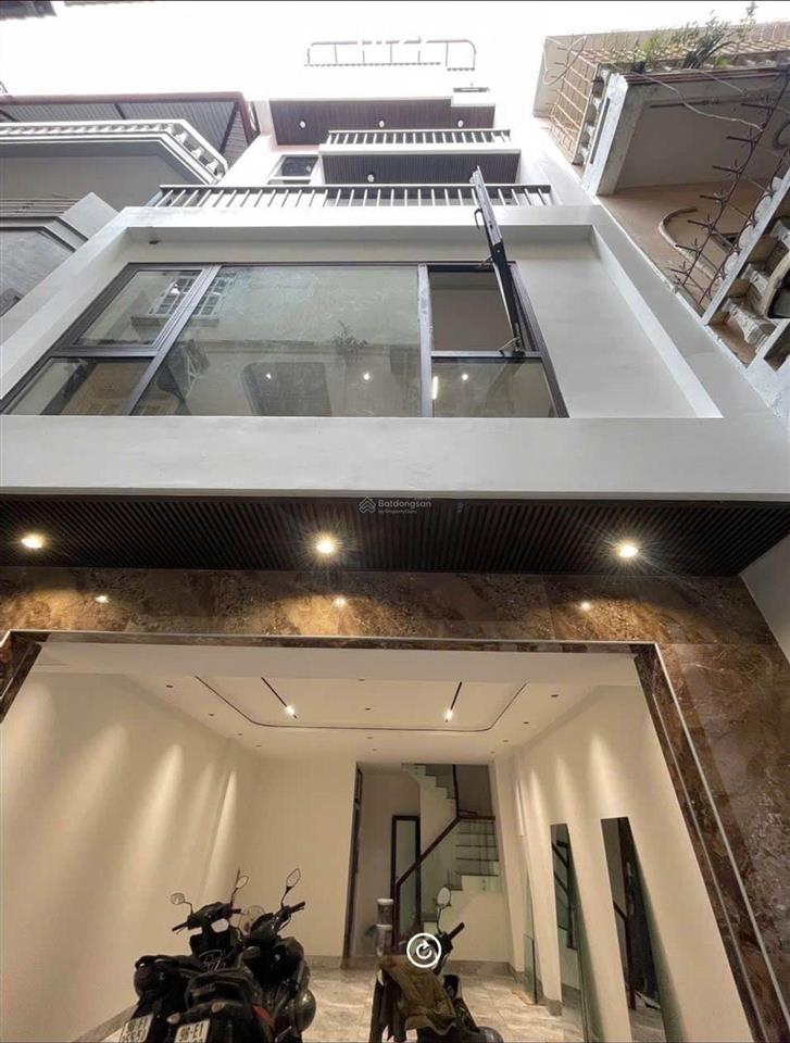 Nhà 6 tầng đẹp 50m2 thang máy xịn nội thất cao cấp tại ngõ 548 nguyễn văn cừ long biên 15.* tỷ