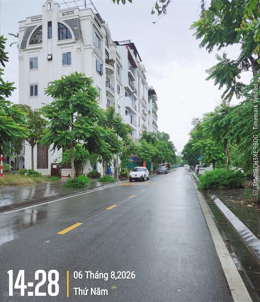 Bán nhà 7 tầng 66m2 thang máy nội thất đẹp lô góc thông thoáng vỉa hè kd.gn 532 ngọc thụy lb 24.98t