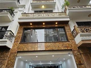 Bán nhà 6 tầng 54m2 thang máy gn 554 nguyễn văn cừ long biên hà nội nhú 20 tỷ xíu có thương lượng
