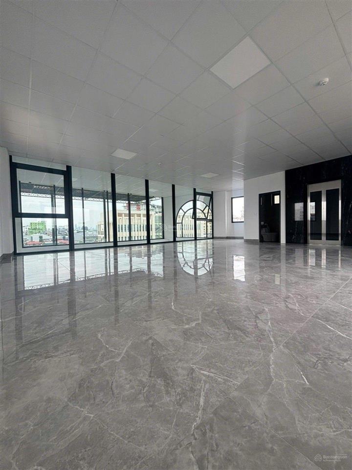 Bán tòa building 67,98 tỷ. 144m2/160m2. 10 tầng. mặt tiền 8m. mặt phố hồng tiến long biên hn
