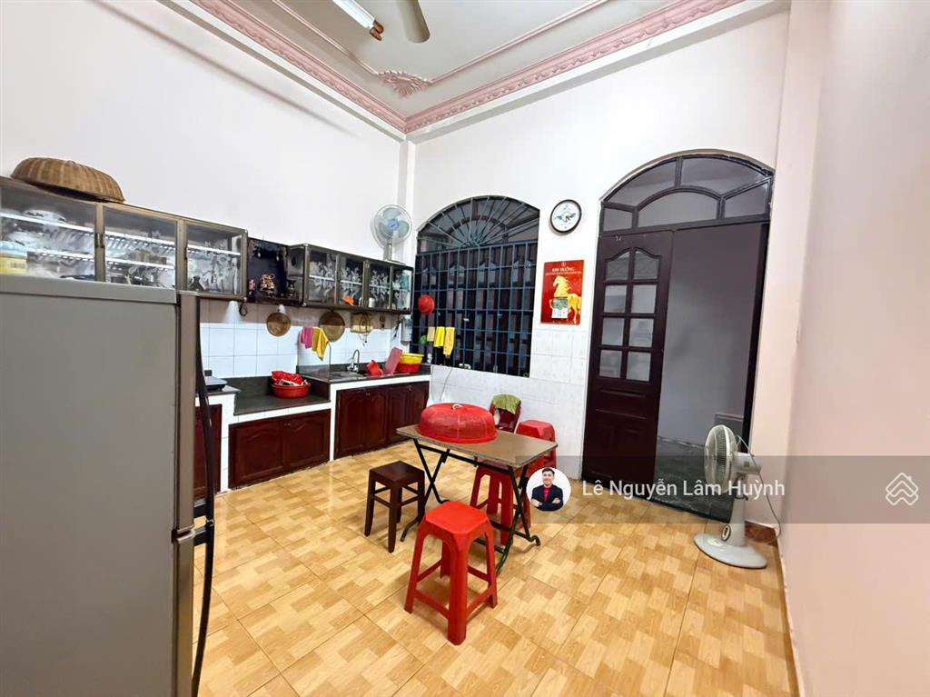 Cho thuê nhà mặt phố 60 triệu, 105m2, 6pn, 4wc tại huỳnh tấn phát, tân thuận, q7, hcm giá ưu đãi