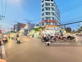 Cho thuê nhà mặt phố 60 triệu, 105m2, 6pn, 4wc tại huỳnh tấn phát, tân thuận, q7, hcm giá ưu đãi