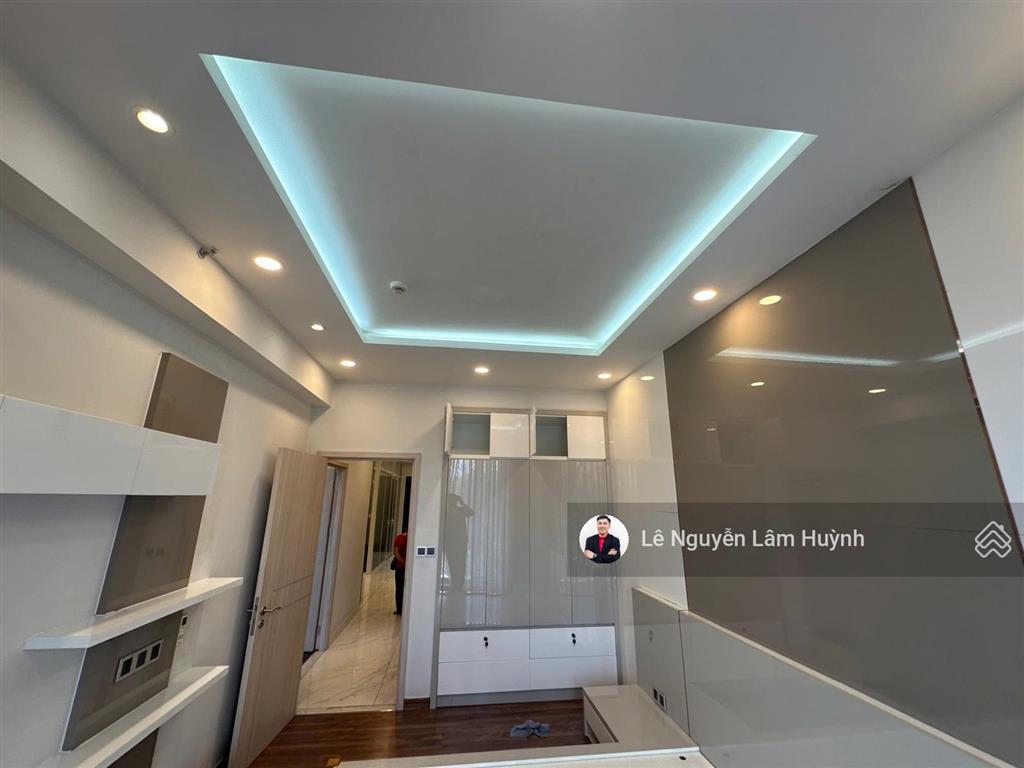 Bán căn hộ 3pn, 2wc, 127m2 tại midtown phú mỹ hưng, 13,3 tỷ