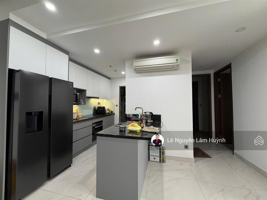 Bán căn hộ 2pn, 2wc, 81m2 tại midtown phú mỹ hưng, 9,5 tỷ