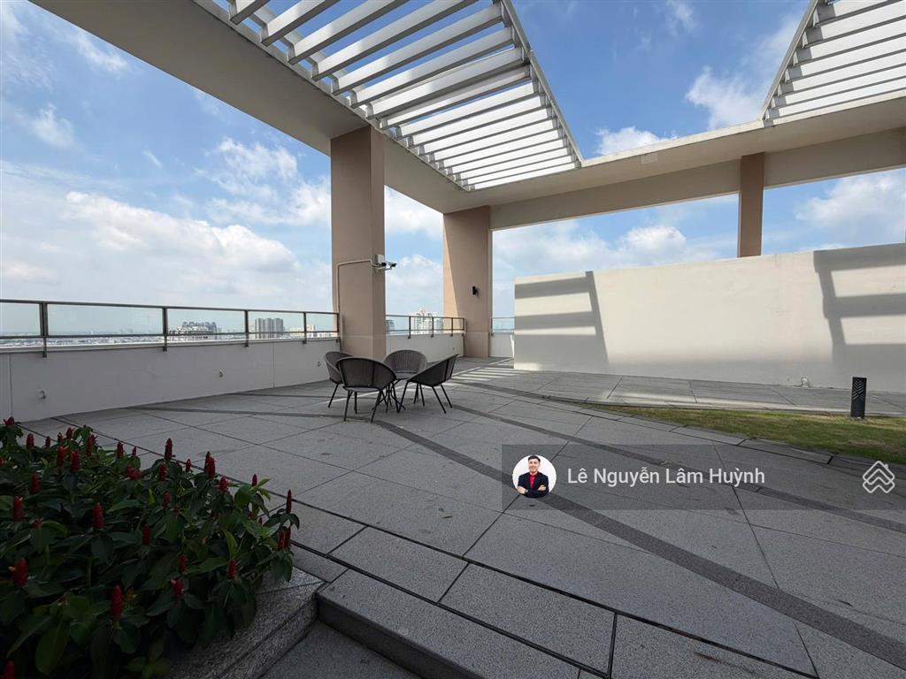 Bán căn hộ 2pn, 2wc, 81m2 tại midtown phú mỹ hưng, 9,5 tỷ