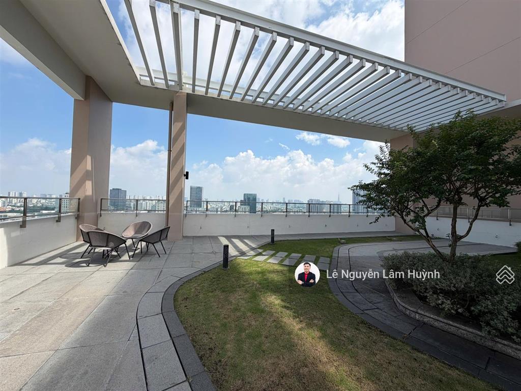 Bán căn hộ 2pn, 2wc, 81m2 tại midtown phú mỹ hưng, 9,5 tỷ
