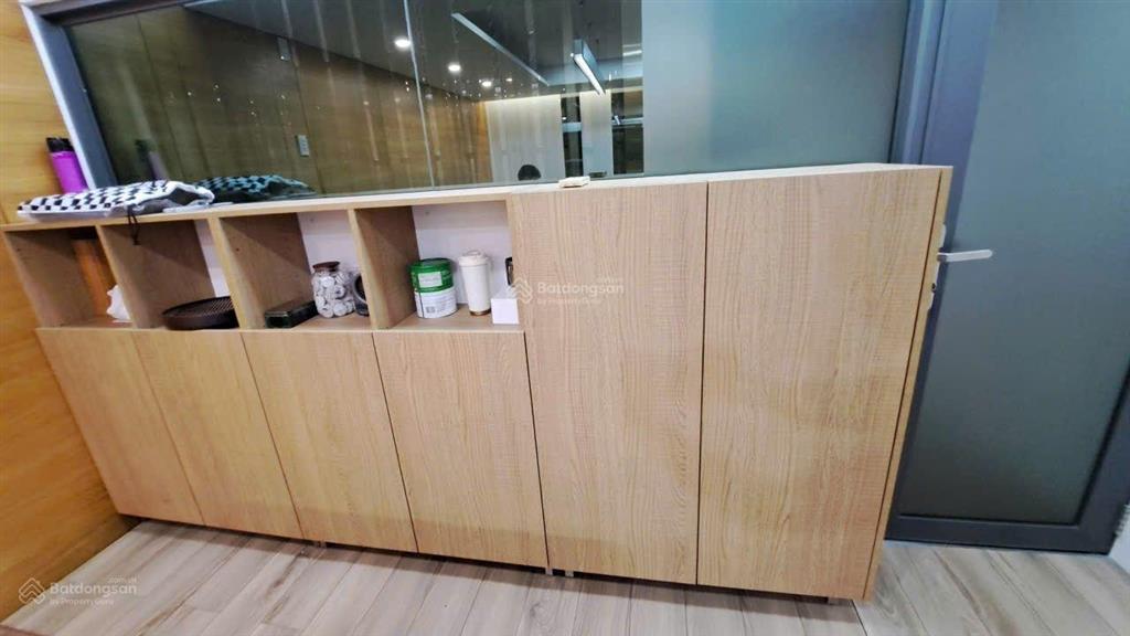 Cần cho thuê nhà mặt tiền nguyên căn 5 tầng, giá 59tr/tháng