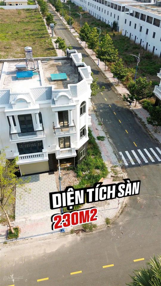 Bán nhà phố bàu bàng diện tích 100m2  ngay sát kcn  đón đầu quy hoạch thị xã  giá 2.5 tỷ