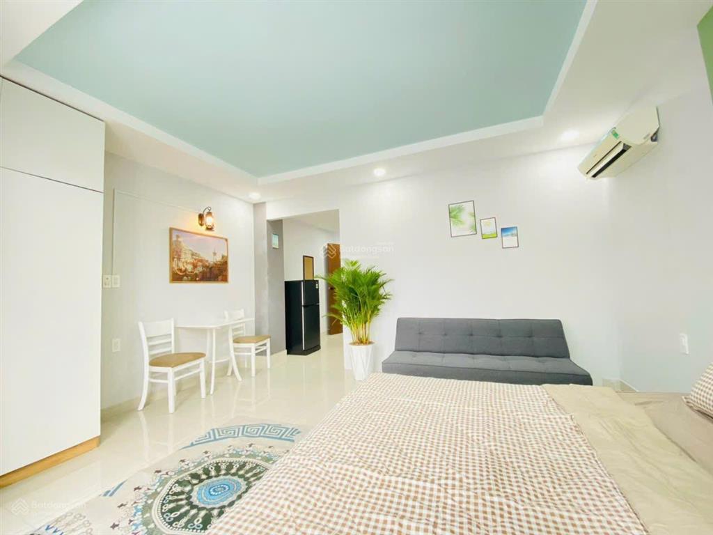 Cho thuê căn hộ quận 1 ban công full nội thất 1pn