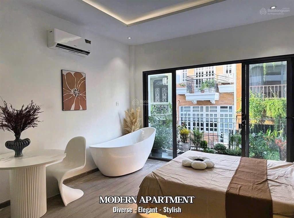 Cho thuê căn hộ q1 có ban công decor xinh full nội thất