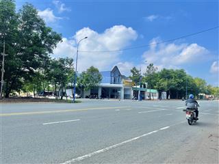 Bán lô góc hơn 350m2 đường chính na2 vào kcn mỹ phước 4, bến cát, bình dương vị trí kinh doanh