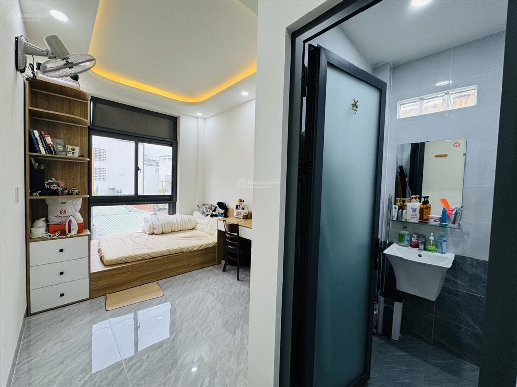 Pass phòng xinh mới như hình tại 80/12 dương quảng hàm gò vấp cửa sổ rộng thoáng