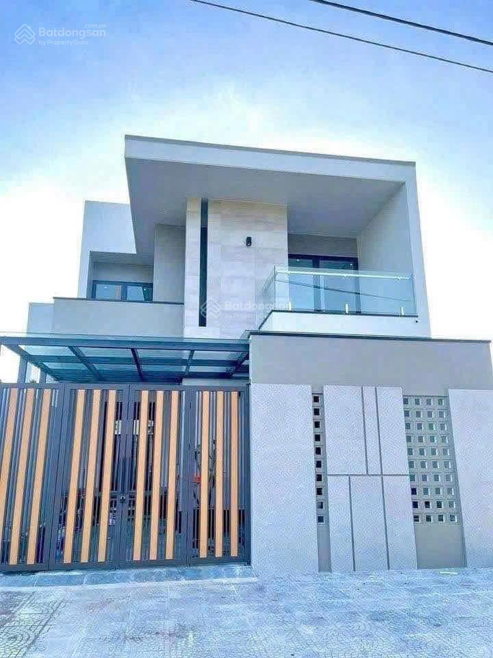 Bán gấp căn biệt thự mini nằm gần cầu bạch đằng 2 tân uyên