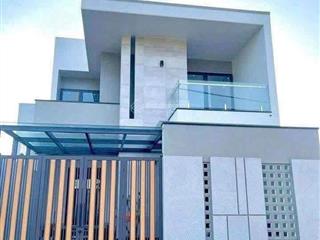 Bán gấp căn biệt thự mini nằm gần cầu bạch đằng 2 tân uyên