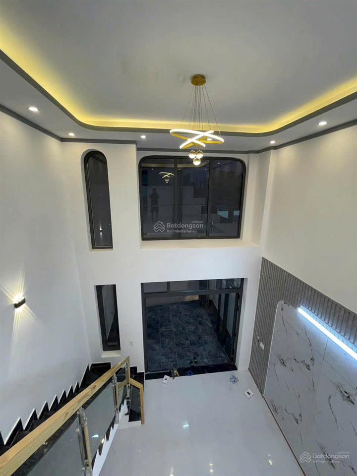 Bán gấp nhà gác lửng sổ riêng thổ cư nằm ngay cầu bạch đằng 2 tân uyên