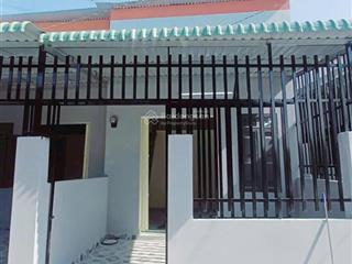 Chính chủ bán gấp nhà nằm ngay cây xăng thạnh phú