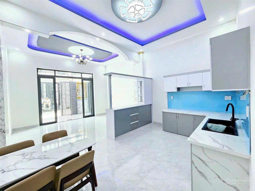 Bán gấp nhà sổ riêng thổ cư nằm ngay cầu bạch đằng 2