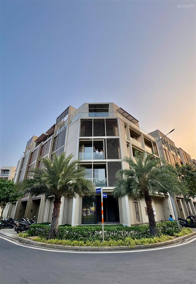 Cho thuê shophouse soho  the global city, 25 triệu, 100m2, 4pn làm việc, 4wc, mặt tiền 20m, 5 tầng