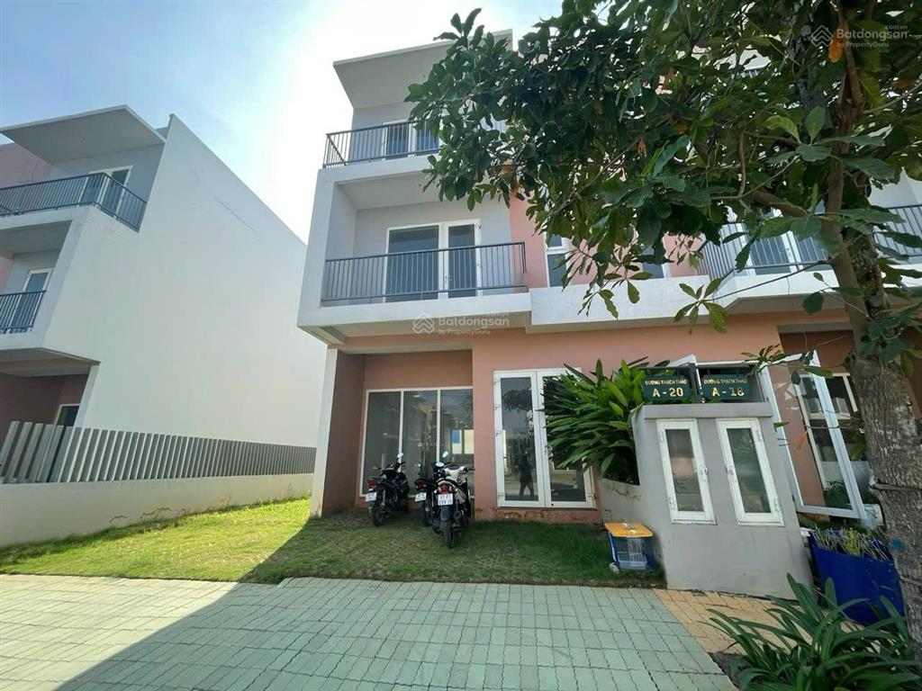 Biệt thự góc dragon village 180m2 1 trệt 2 lầu