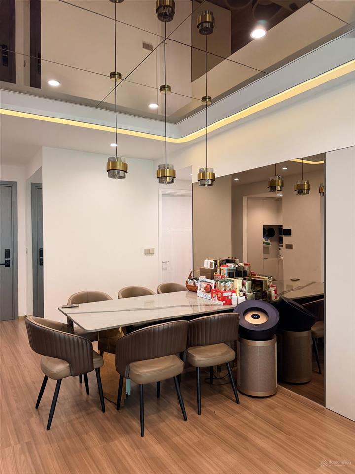 Bán căn hộ 2pn 2wc de la sol quận 4