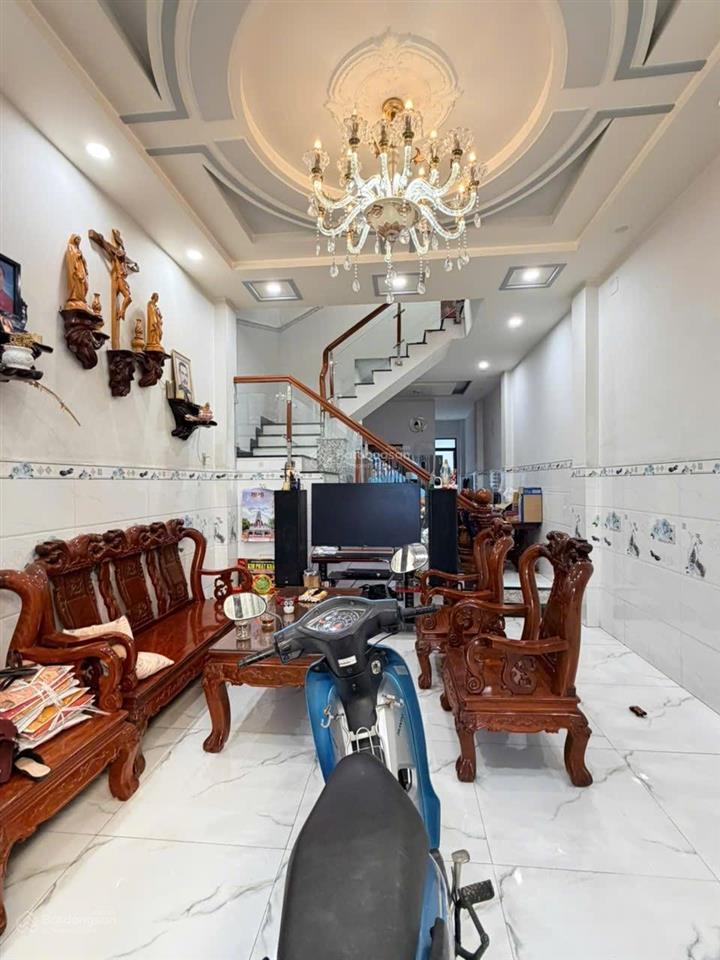 Nhà mặt tiền đường 10m giá rẻ hơn trong hẻm  diện tích 4.1m x 27 đúc 3 tấm , kinh doanh buôn bán