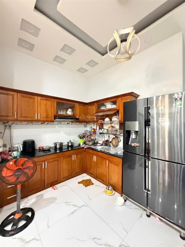 Nhà mặt tiền đường 10m giá rẻ hơn trong hẻm  diện tích 4.1m x 27 đúc 3 tấm , kinh doanh buôn bán