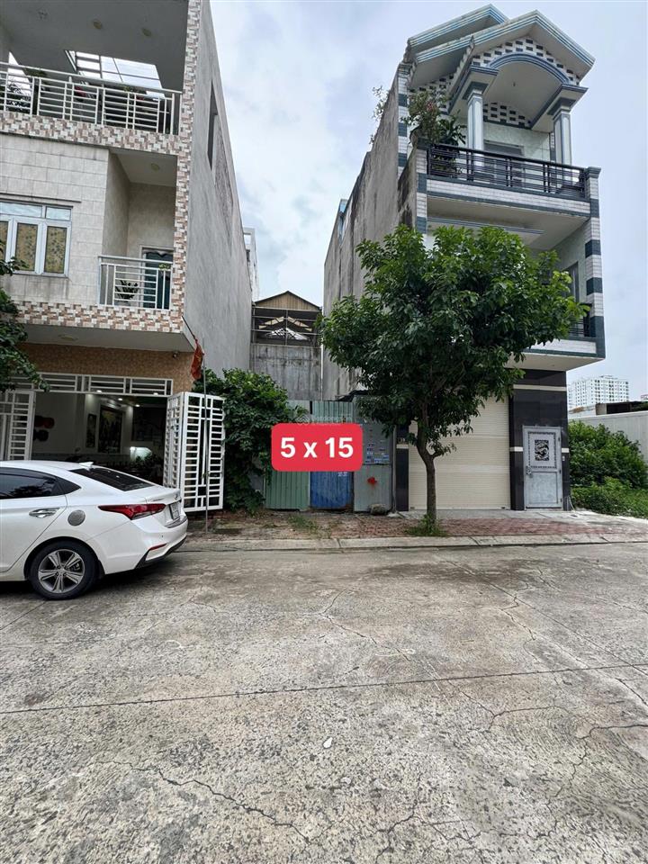Giảm 250tr  lô đất đẹp ở vincom dĩ an  trung tâm tp dĩ an