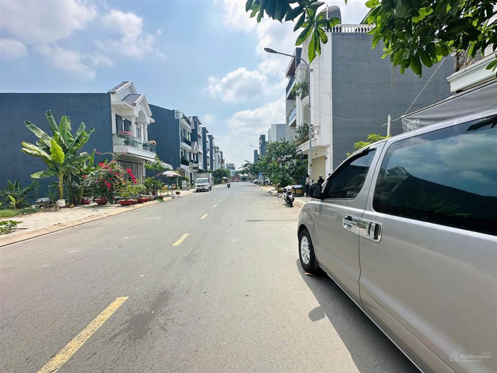 Hàng hiếm 110m2 trục chính  khu đẹp nhất an phú thuận an cũ