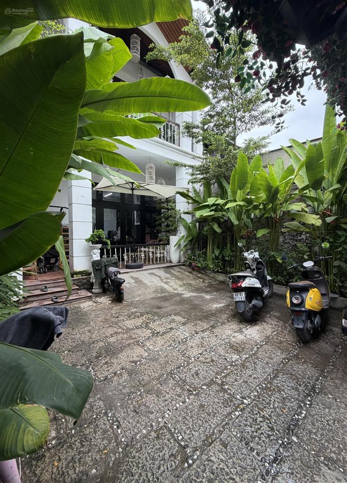 Cần bán gấp biệt thự sang trọng, hẻm 10m oto quay đầu, nguyễn hữu cảnh, bình thạnh