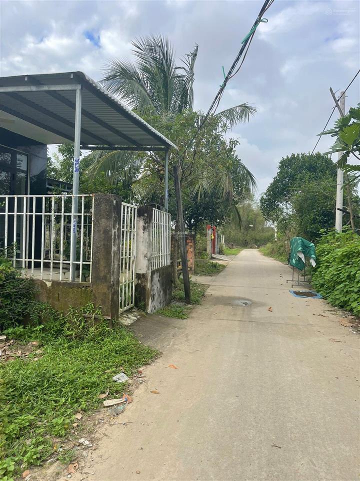 Chào bán lô bê tông chính điện nam trung .gần chợ gần trường đường ôtô thông thoáng