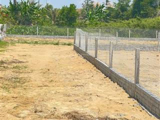 Chào bán lô đất điện nam bắc, đường bê chính thông thoáng ô tô tận nơi đã bọc tường rào xung