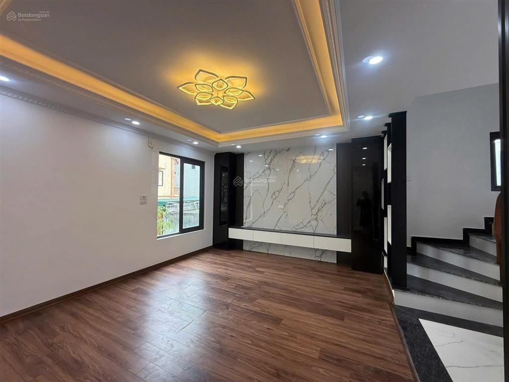 Nhanh, nhà tả thanh oai( cầu tó ) 55m 4 tầng 3 ngủ, ô tô vào nhà, lô góc 3 mặt thoáng, xây mới tinh